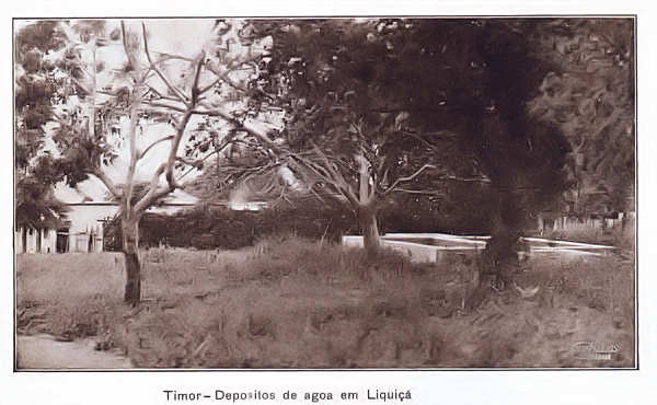 SN - Timor - Depsitos de gua em Liqui - Edio da Circunscrio Civil de Liqui -  SD - Dim. ??x?? cm - Col. Monge da Silva (Cerca de 1925)