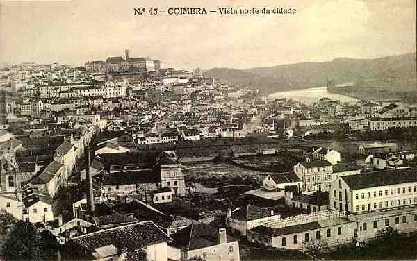 N. 45 - Coimbra: vista norte da cidade - Edio da Havaneza Central, R. Visconde da Luz, 2 a 6-Coimbra - S/D - Dimenses: 13,8x8,7 cm. - Col. Aurlio Dinis Marta.