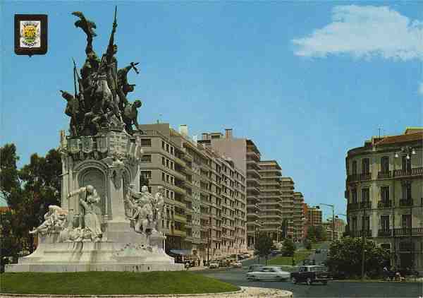 N. 27 - Lisboa Monumento aos Heris da Guerra Peninsular - Ed. Lifer - Dimenses 14,8x10,3 cm. - Col. Mrio F. Silva (1973).
