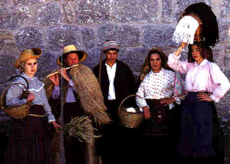 Alguns trajes tradicionais