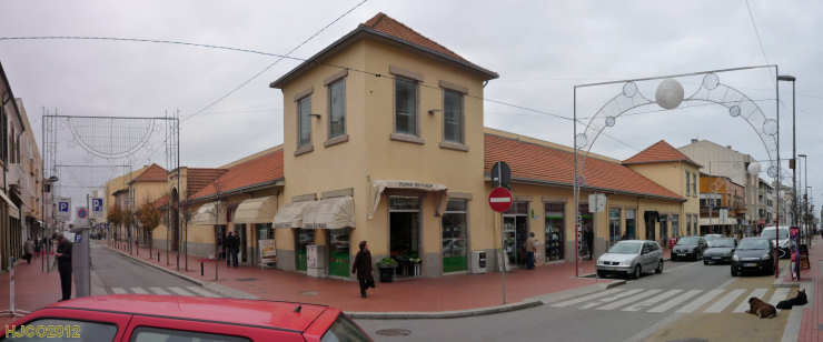 Mercado de Espinho. Clicar para ampliar.